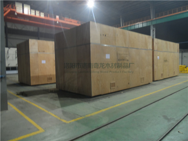 在使用出口木箱時需要注意哪些安全事項和操作規(guī)程？